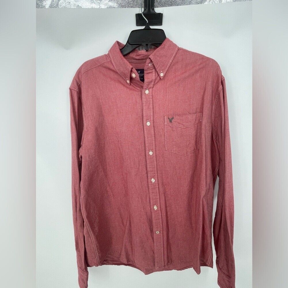 American Eagle outfitters classic size large‎ button-down, red shirt